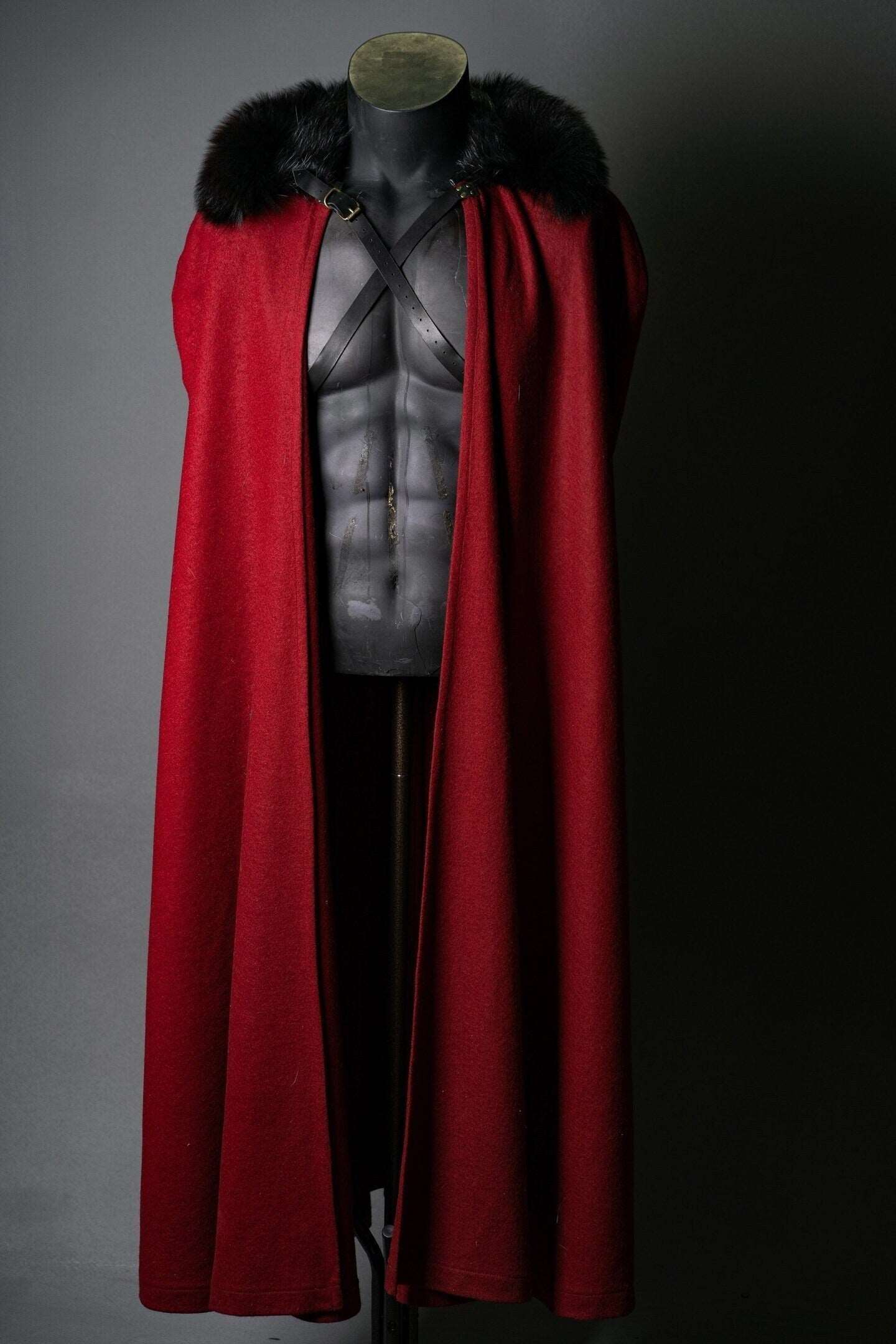 Dracula red cape cloak - SokolArmory