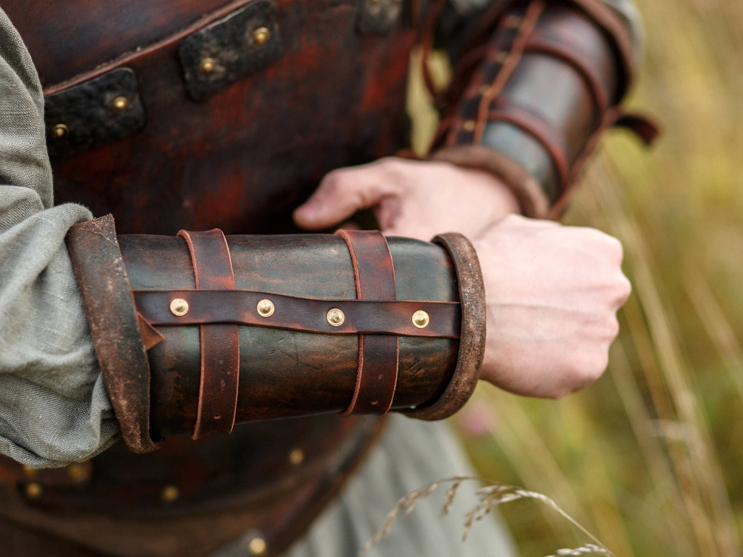 Viking leather bracers - SokolArmory