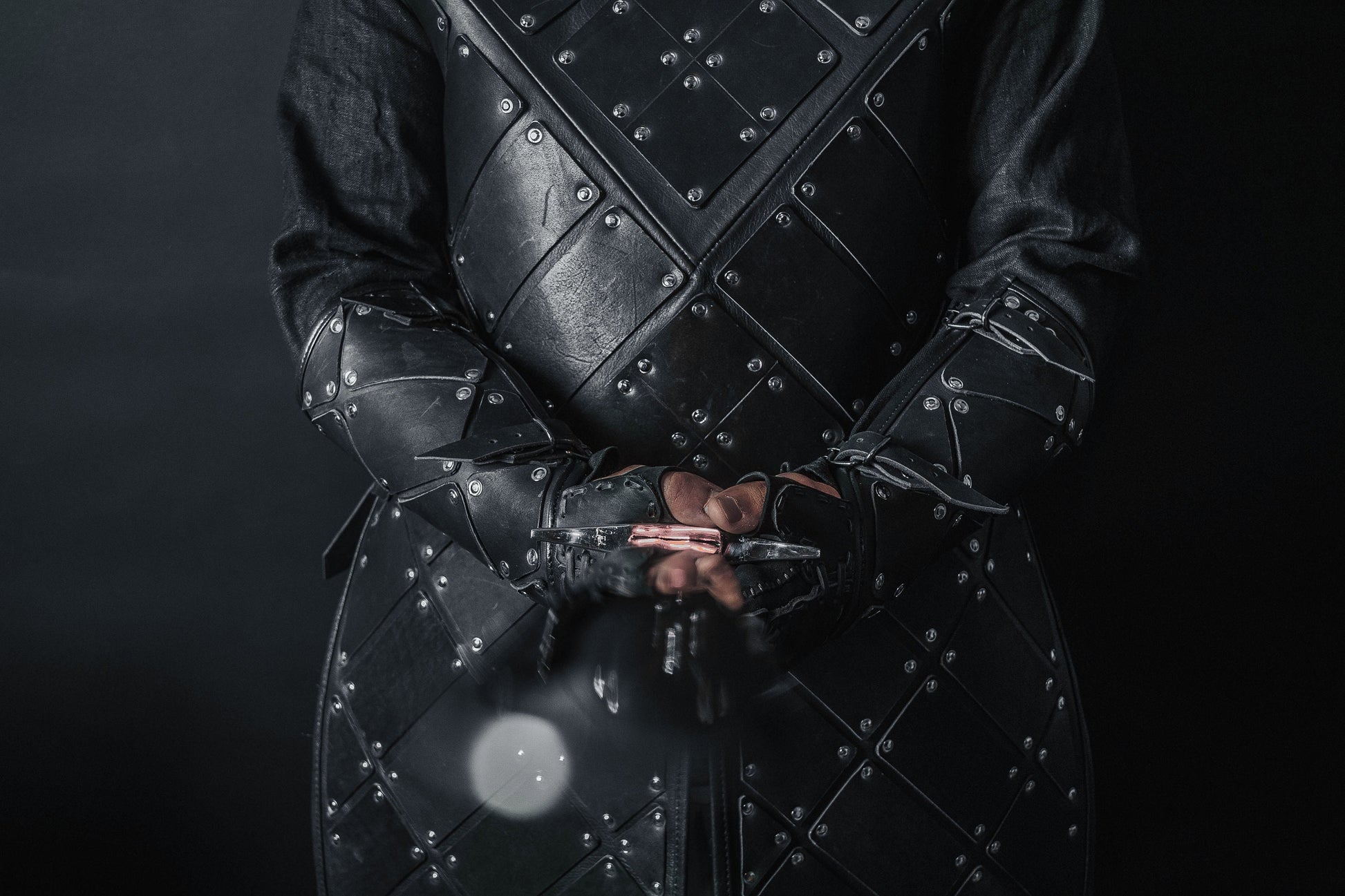 Medieval leather bracers with hand protection - SokolArmory