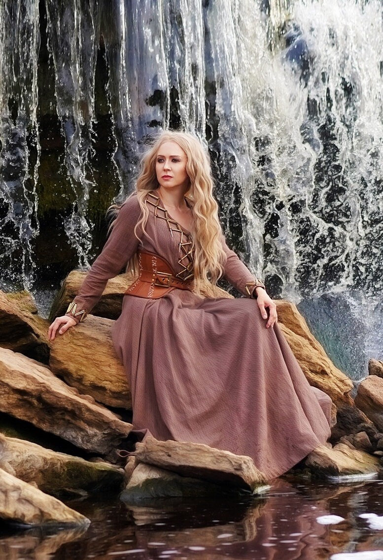 Viking dress “Aslaug” with belt - SokolArmory