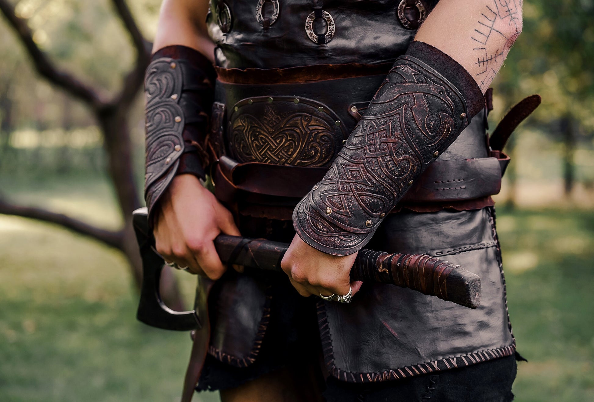 Medieval leather bracers for Larp - SokolArmory