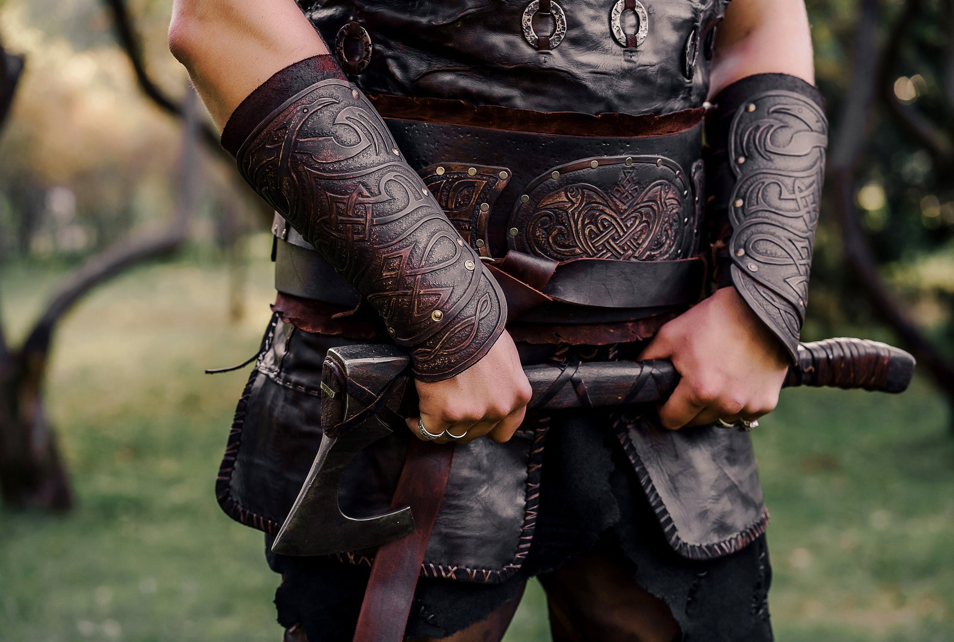 Medieval leather bracers for Larp - SokolArmory