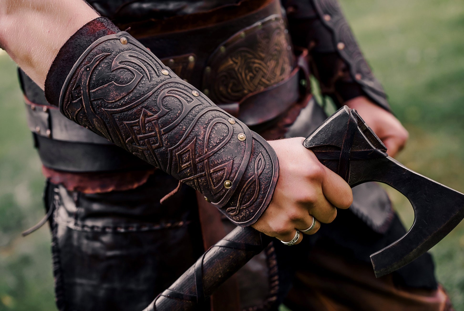 Medieval leather bracers for Larp - SokolArmory