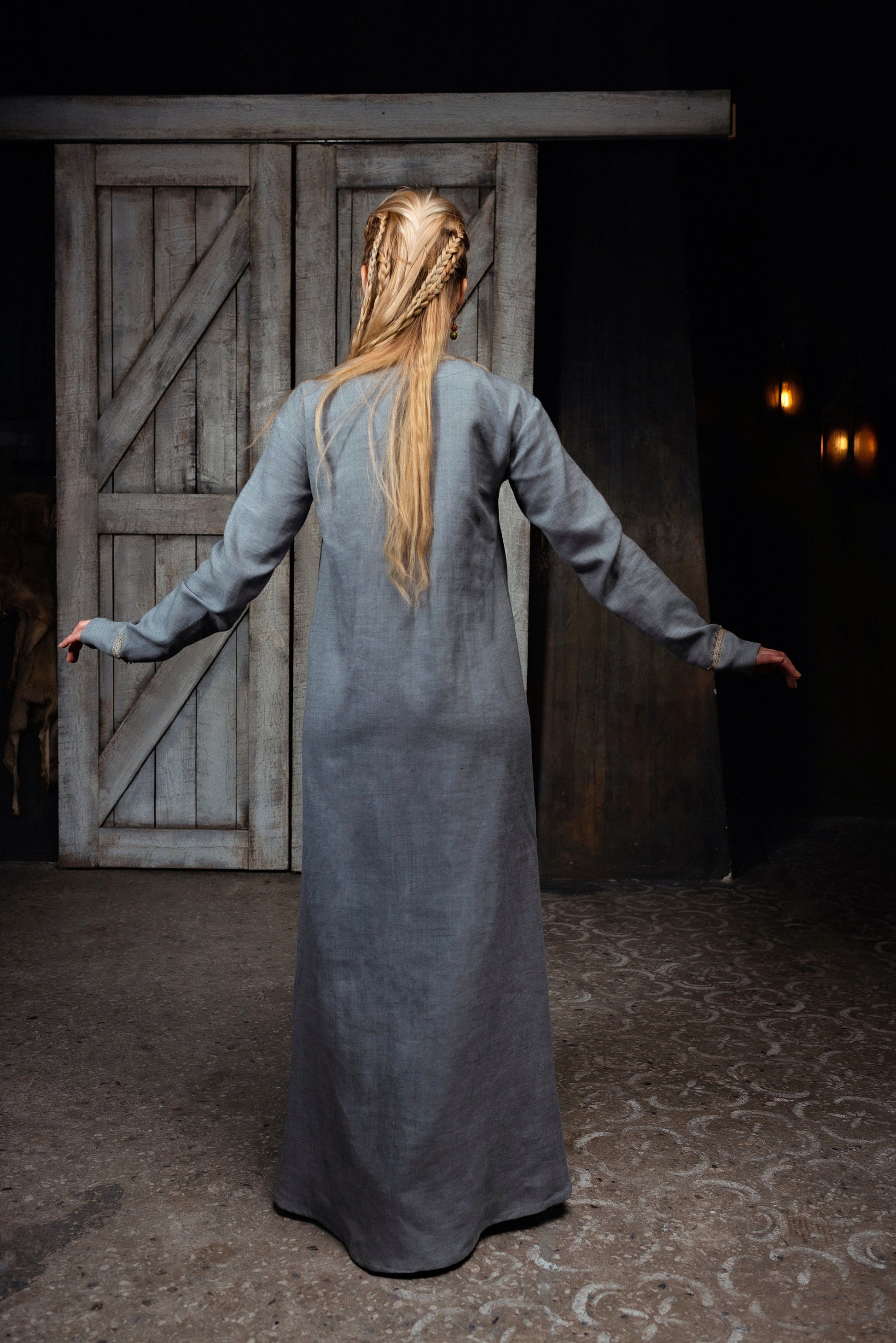 Lagertha linen dress (Vikings) - SokolArmory