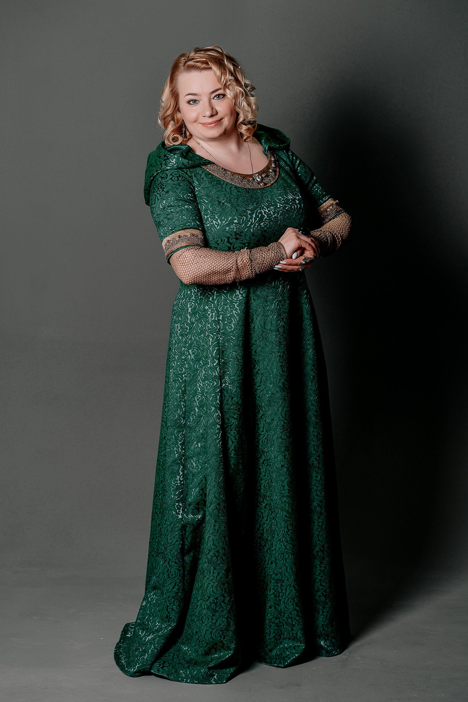 Viking green dress - SokolArmory