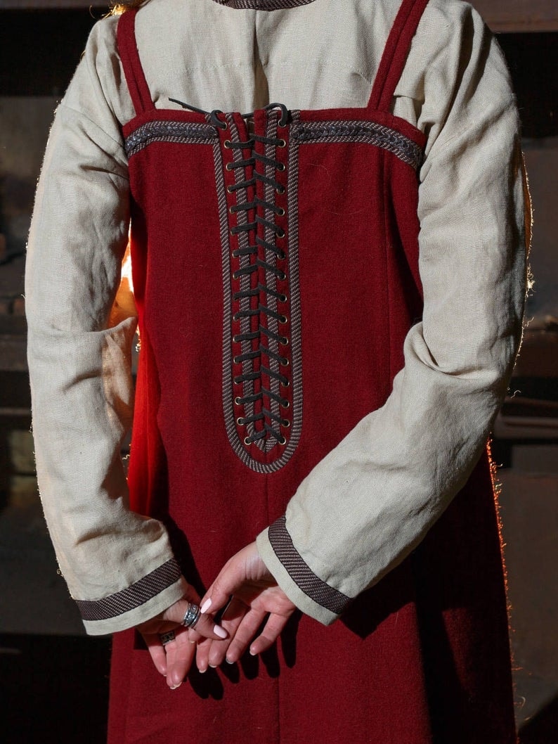 Lagertha-inspired Viking apron dress in Red, view 2