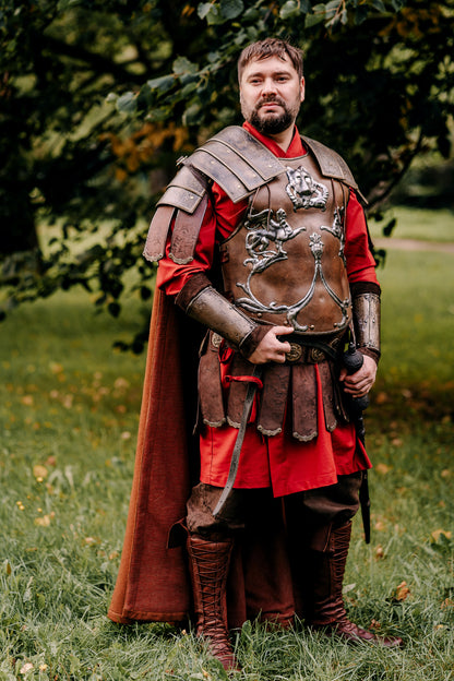 Maximus-inspired gladiator cloak in Russet brown, view 2