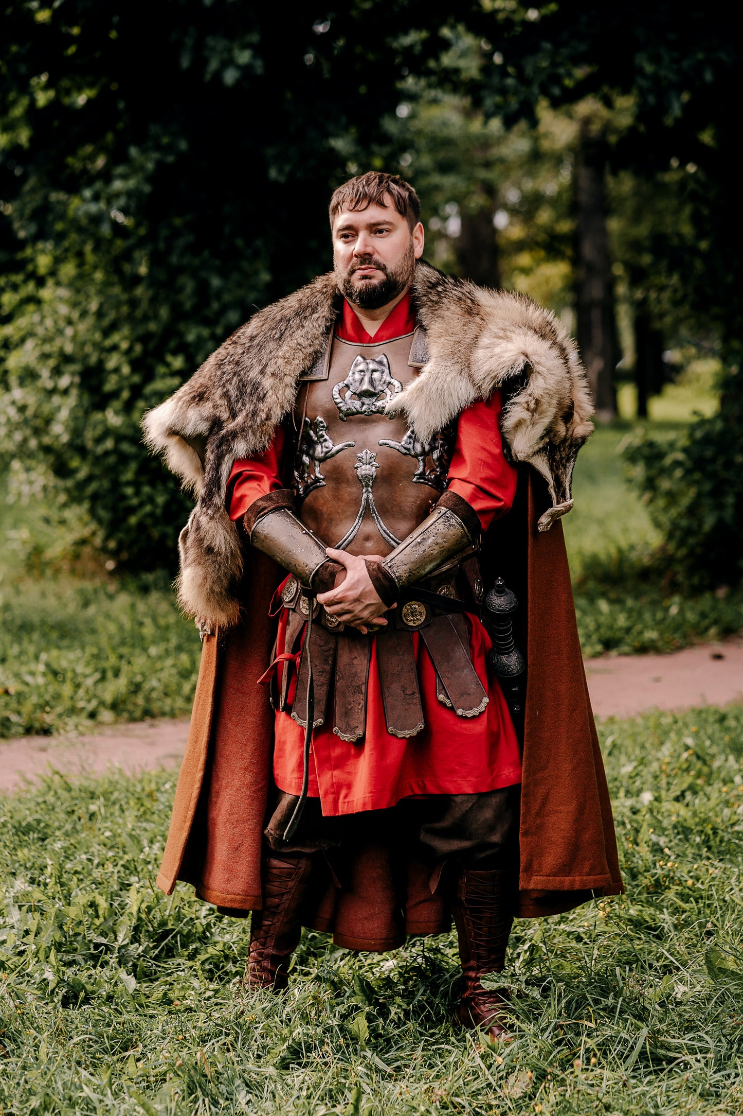 Maximus-inspired gladiator cloak in Russet brown, view 3