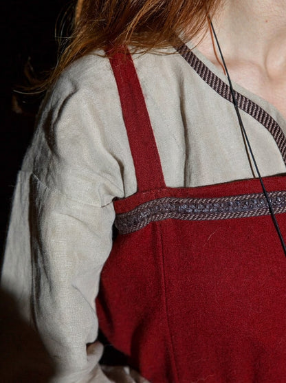 Lagertha-inspired Viking apron dress in Red, view 3