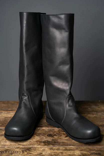 Ragnar-inspired high leather boots in Black, view 4