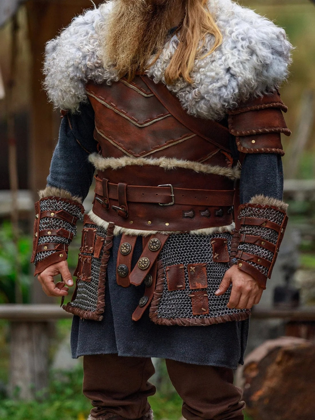 Warlord leather bracers with chainmail in Brown and silver, view 5