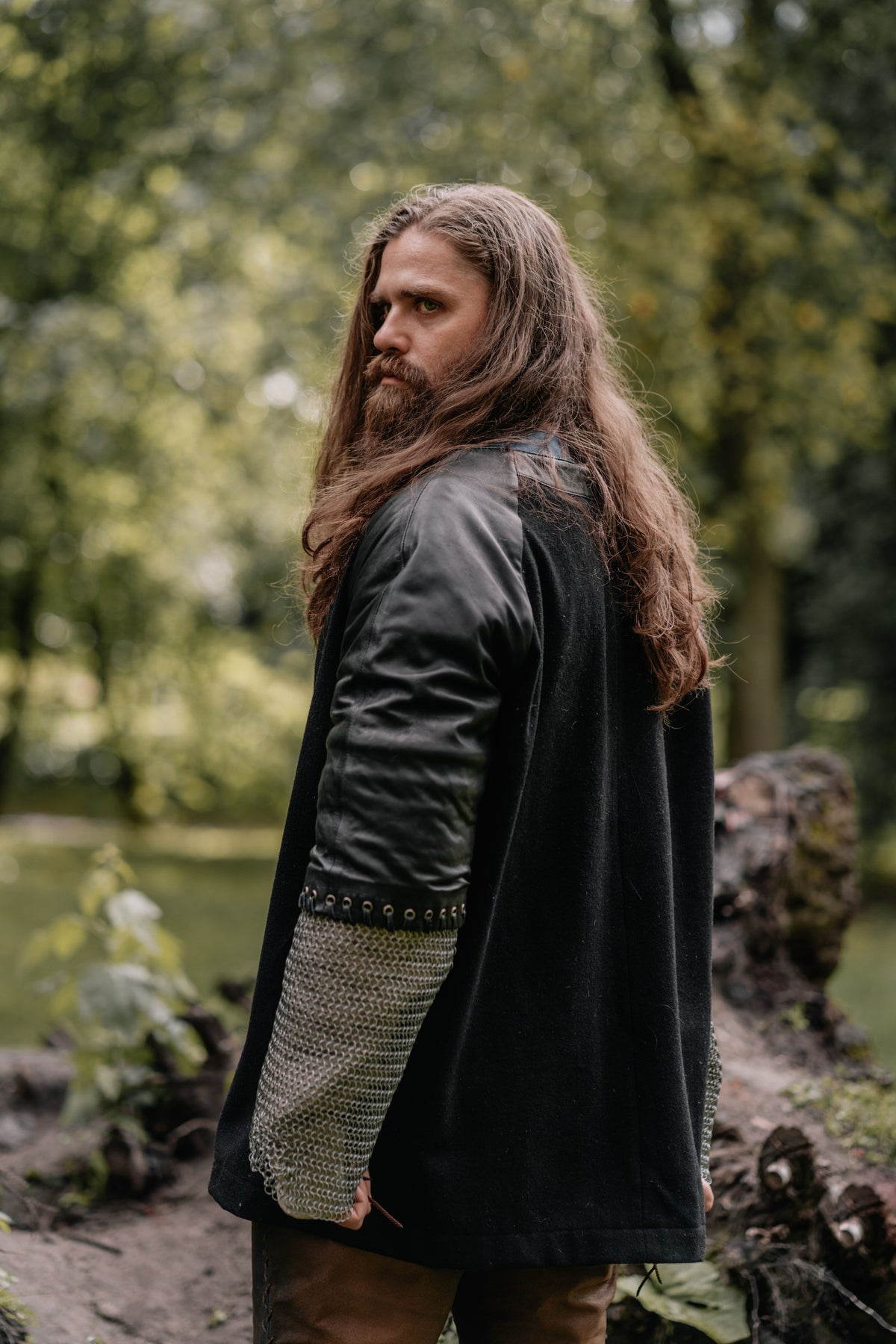 Boromir-inspired tunic with chainmail sleeves in Dark gray and silver, view 6