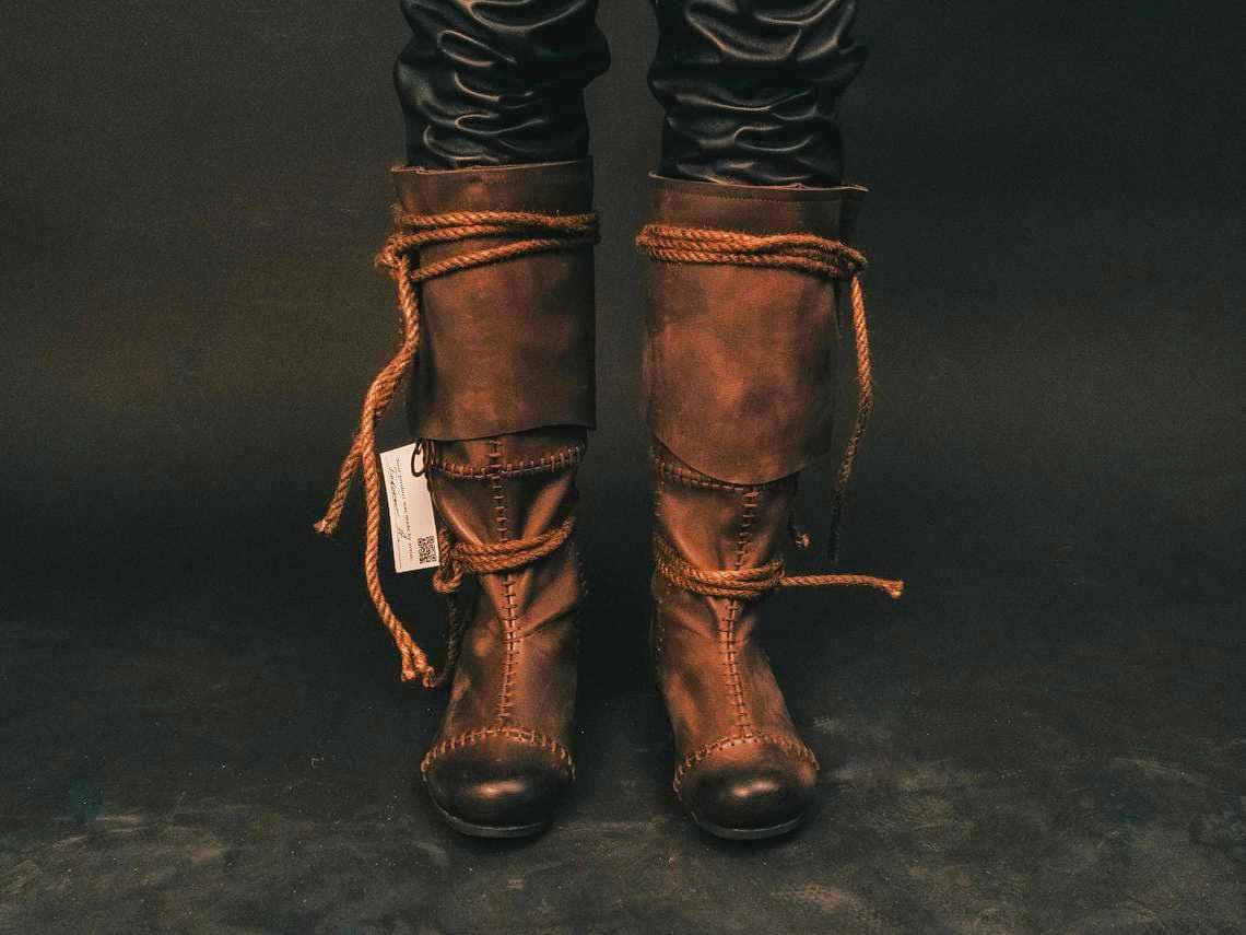 Medieval Men's Brown High Leather Boots "Aragorn" / Handmade from genuine leather / LARP / SCA / Ren Fest Cosplay / Historical Footwear