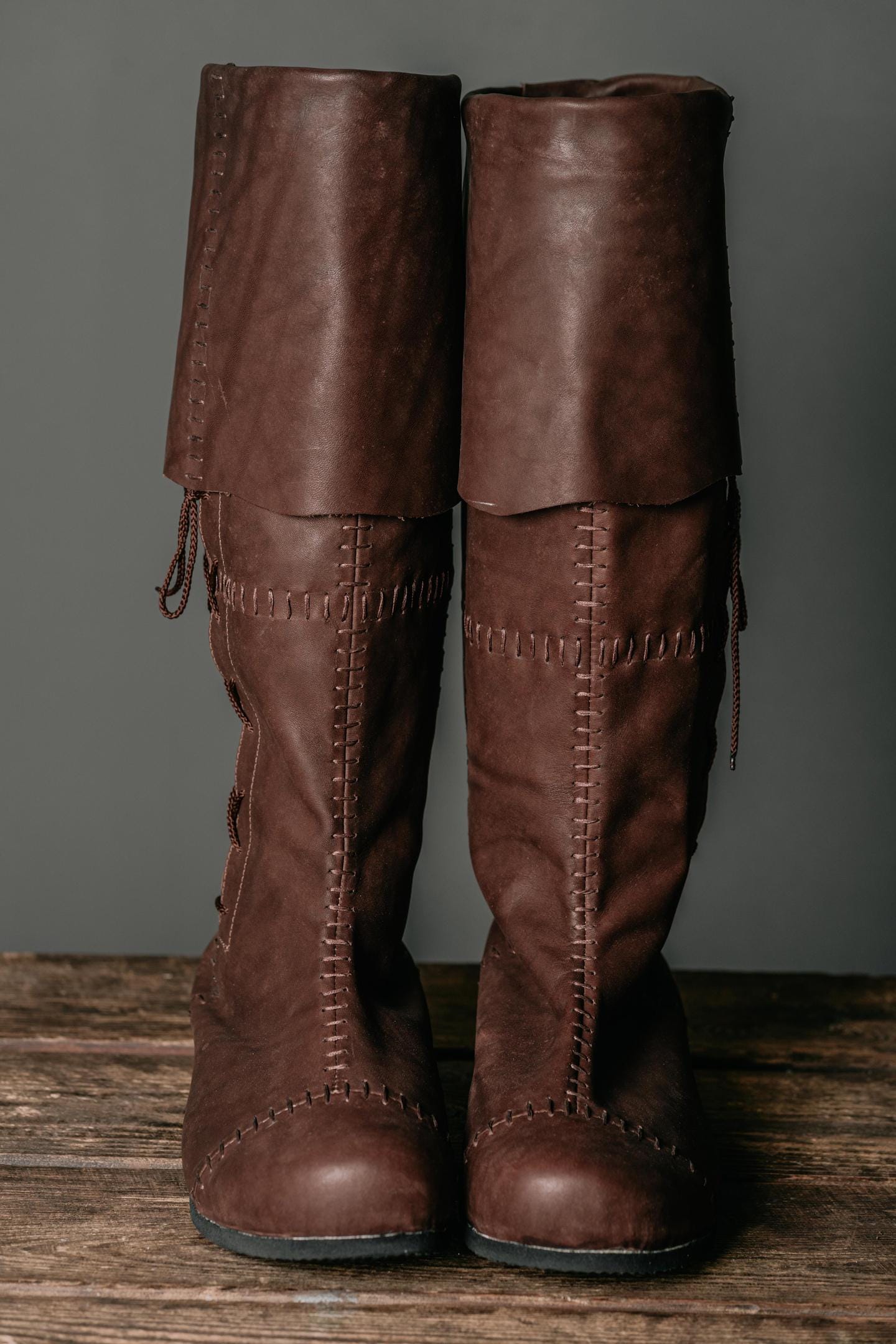 Medieval Men's Brown High Leather Boots "Aragorn" / Handmade from genuine leather / LARP / SCA / Ren Fest Cosplay / Historical Footwear