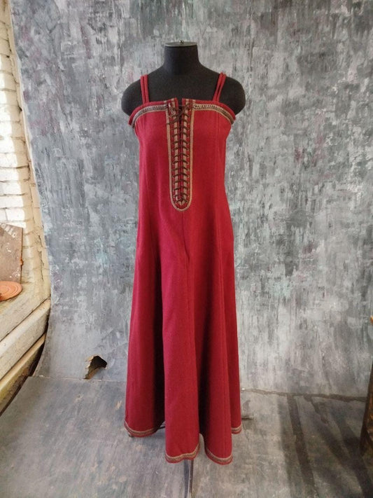 IN STOCK / M US size / Viking red apron “Freya