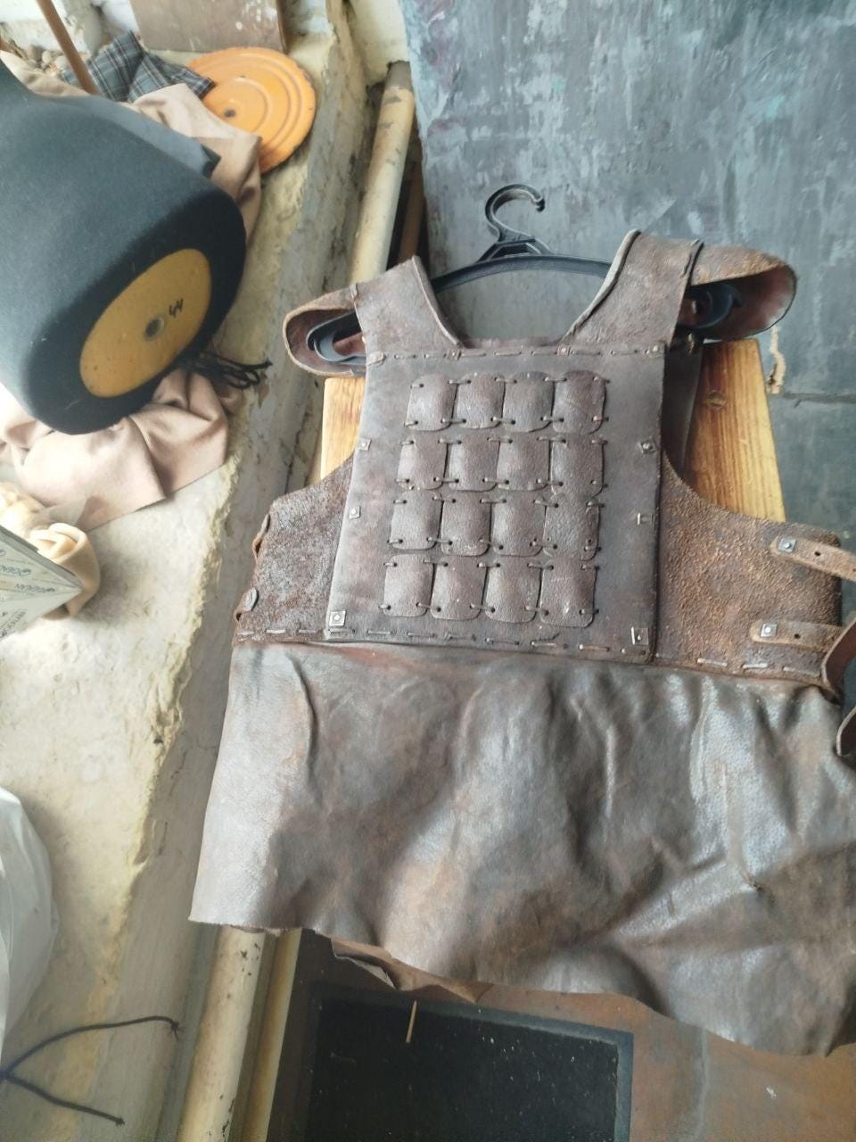 IN STOCK / M size / Larp leather armor