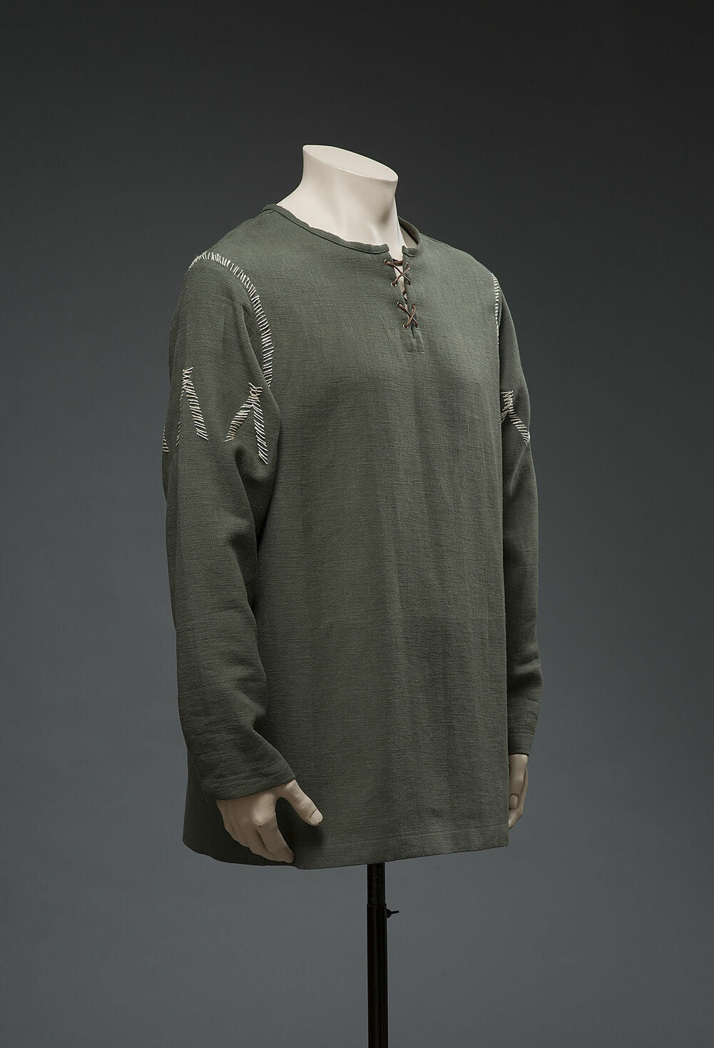 Henry of Skalitz inspired green medieval shirt, view 2