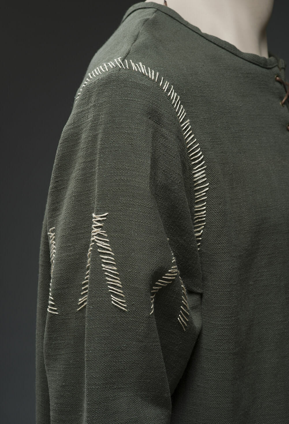 Henry of Skalitz inspired green medieval shirt, view 3