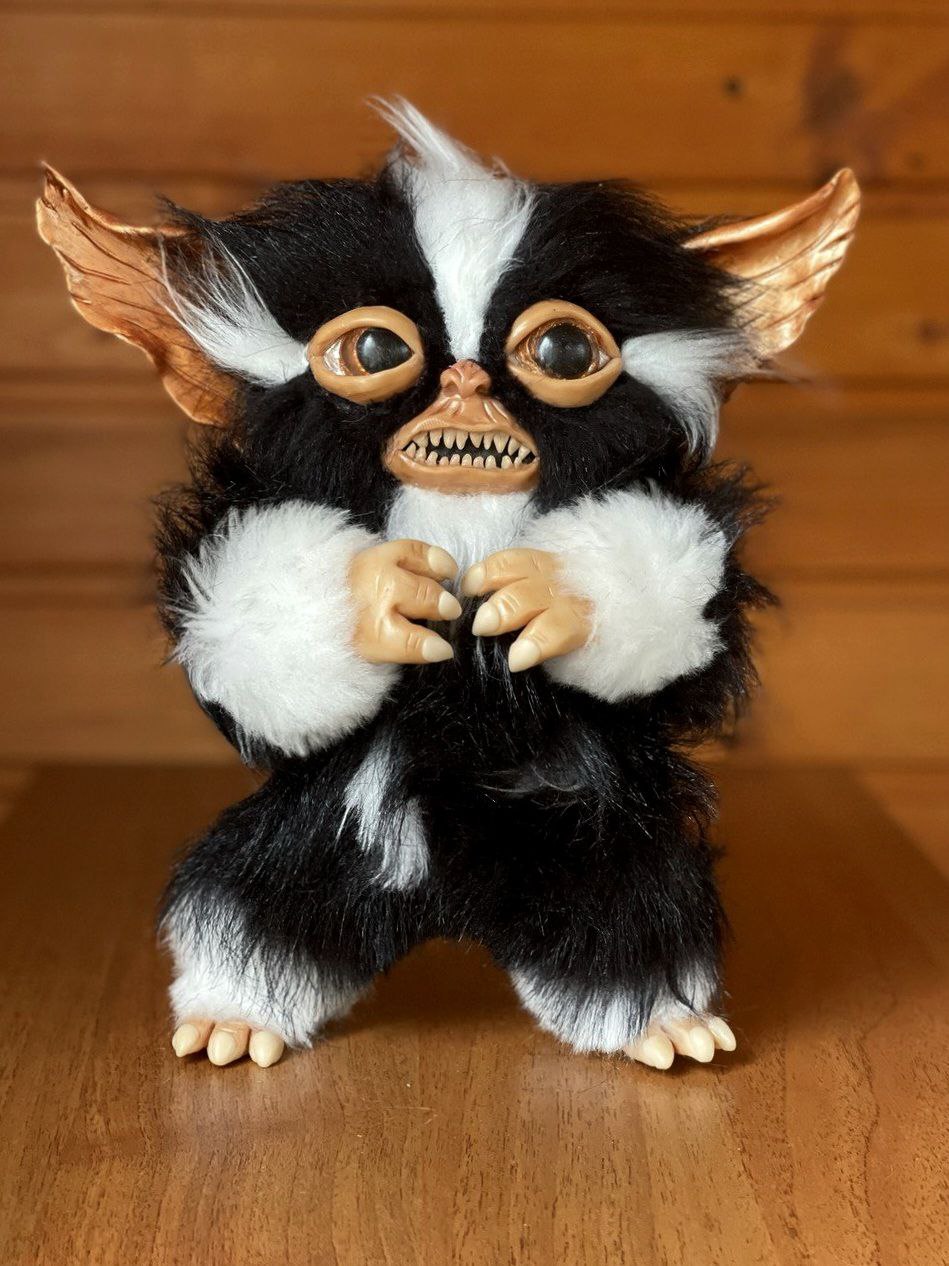 Adorable Mogwai Gizmo Inspired Art Toy - Plush Toy for Gremlins Fans; Fantasy Costume for Cosplay; Halloween Black