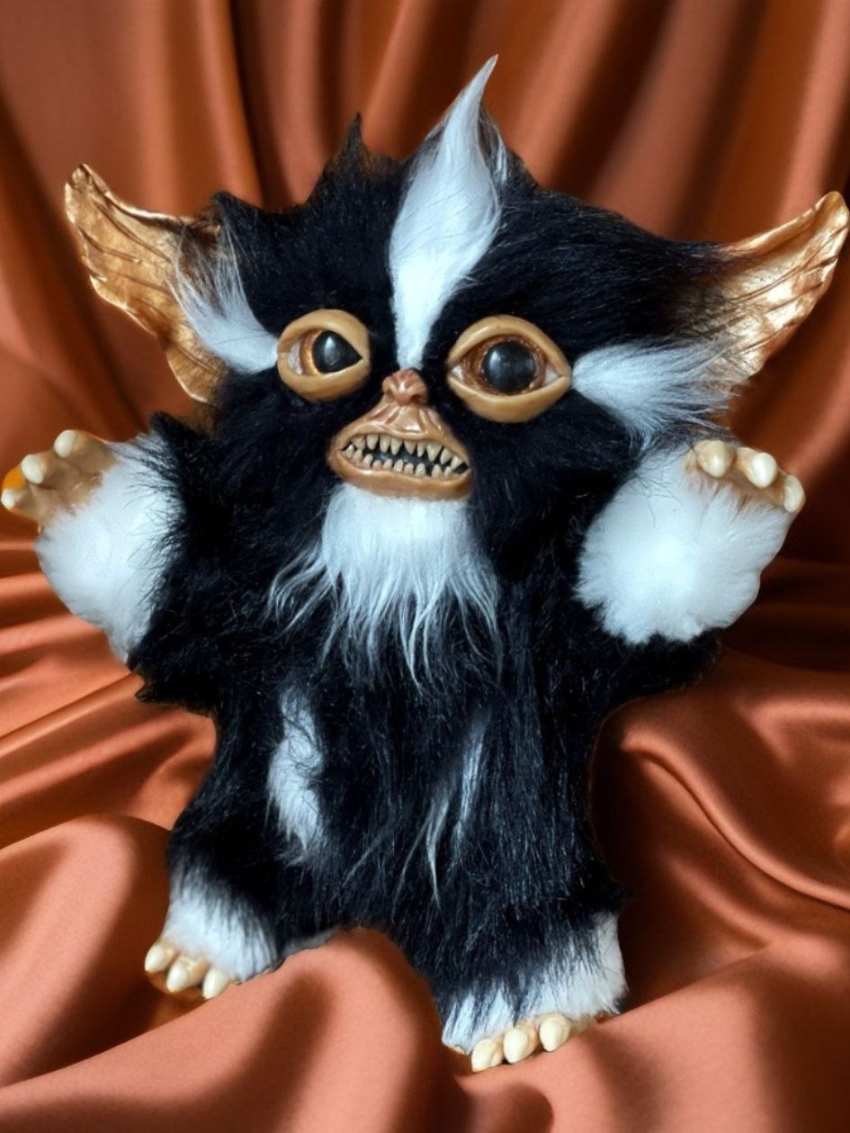Adorable Mogwai Gizmo Inspired Art Toy - Plush Toy for Gremlins Fans; –  SokolArmory