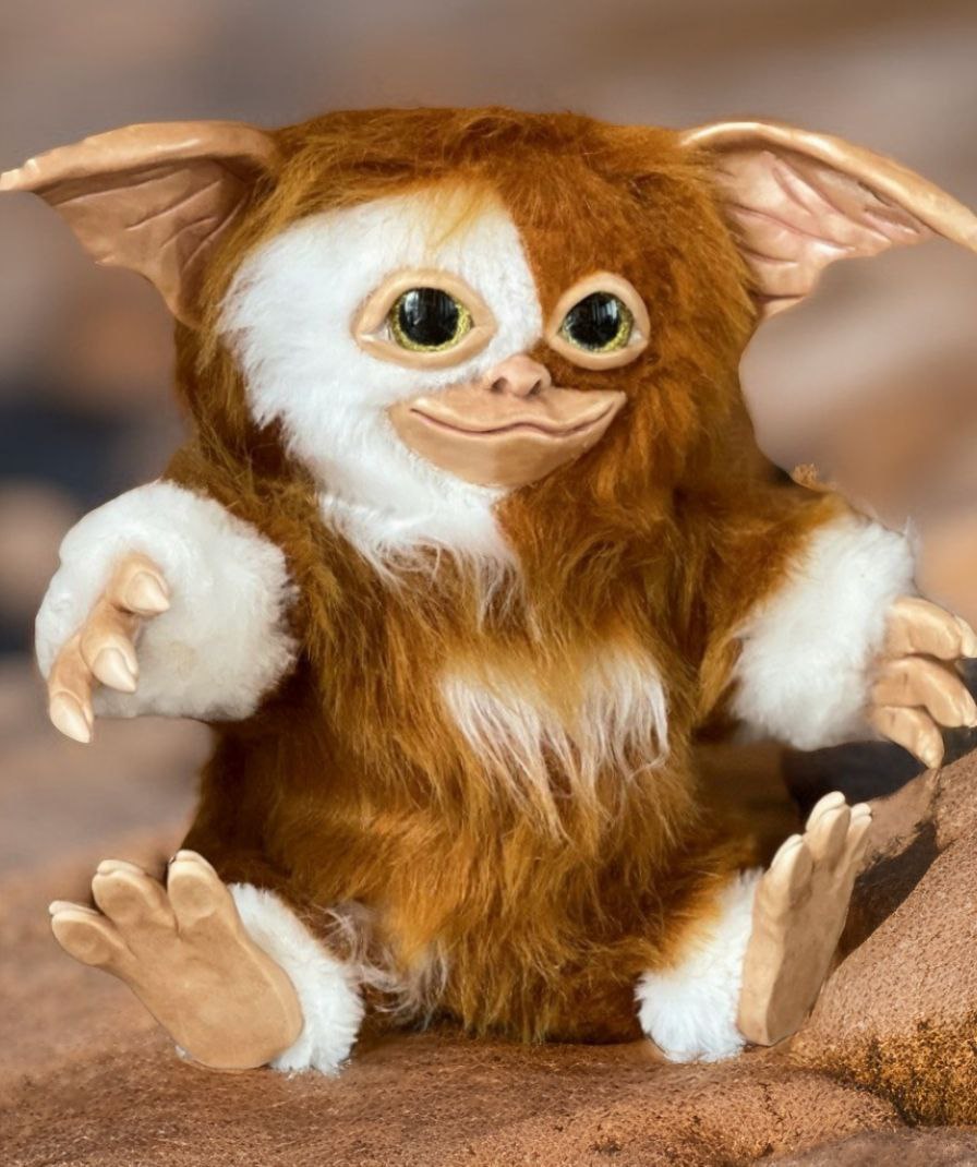 Gizmo stuffed hot sale toy