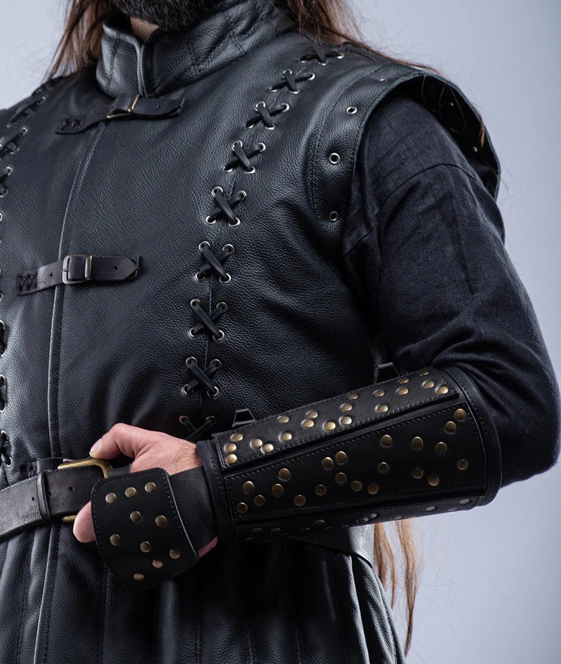 Custom order: Geralt leather doublet for James Waldrop