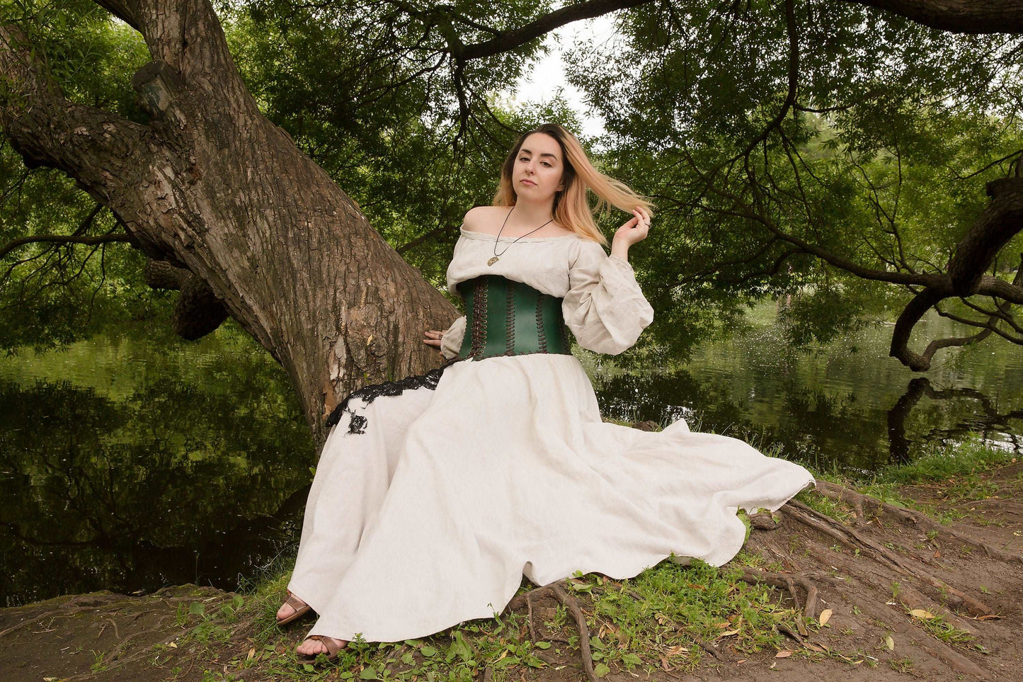 Green leather corset belt “Forest witch”