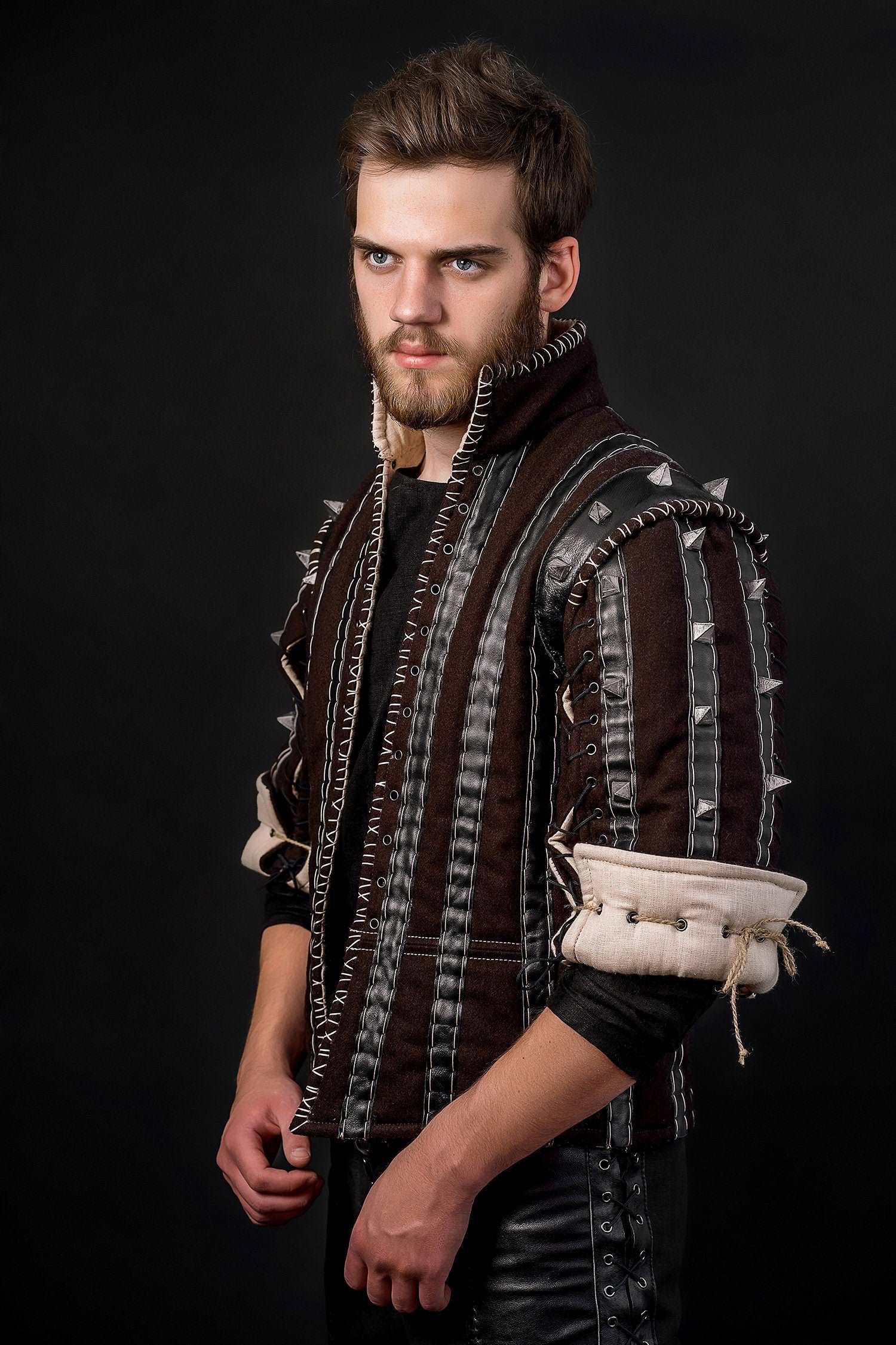 Eskel gambeson with thorns (Witcher 3)