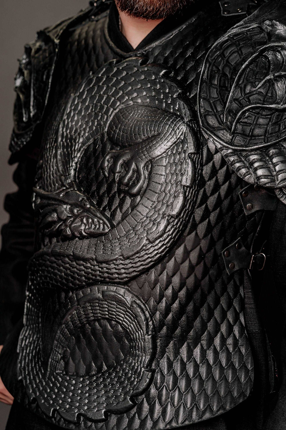 Dracula untold black armor – SokolArmory