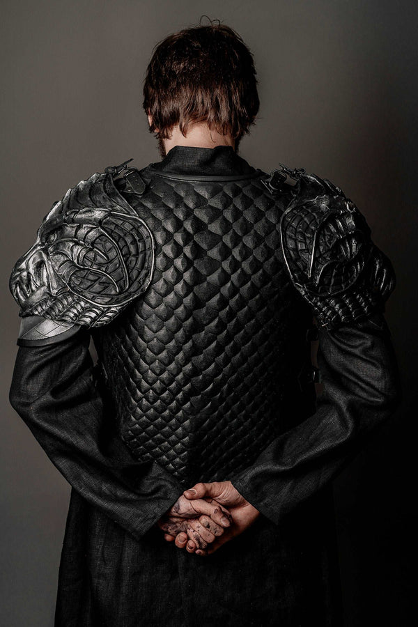 Dracula untold black armor – SokolArmory