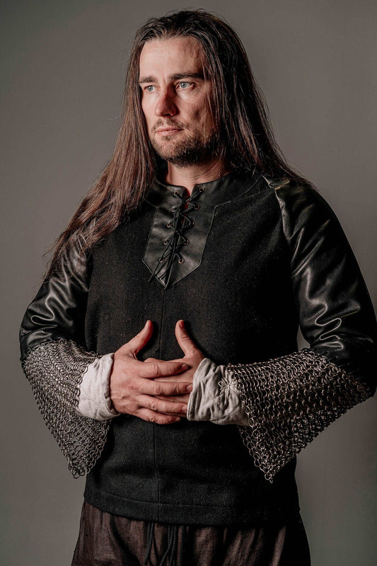 Boromir's leather tunic with chainmail sleeves