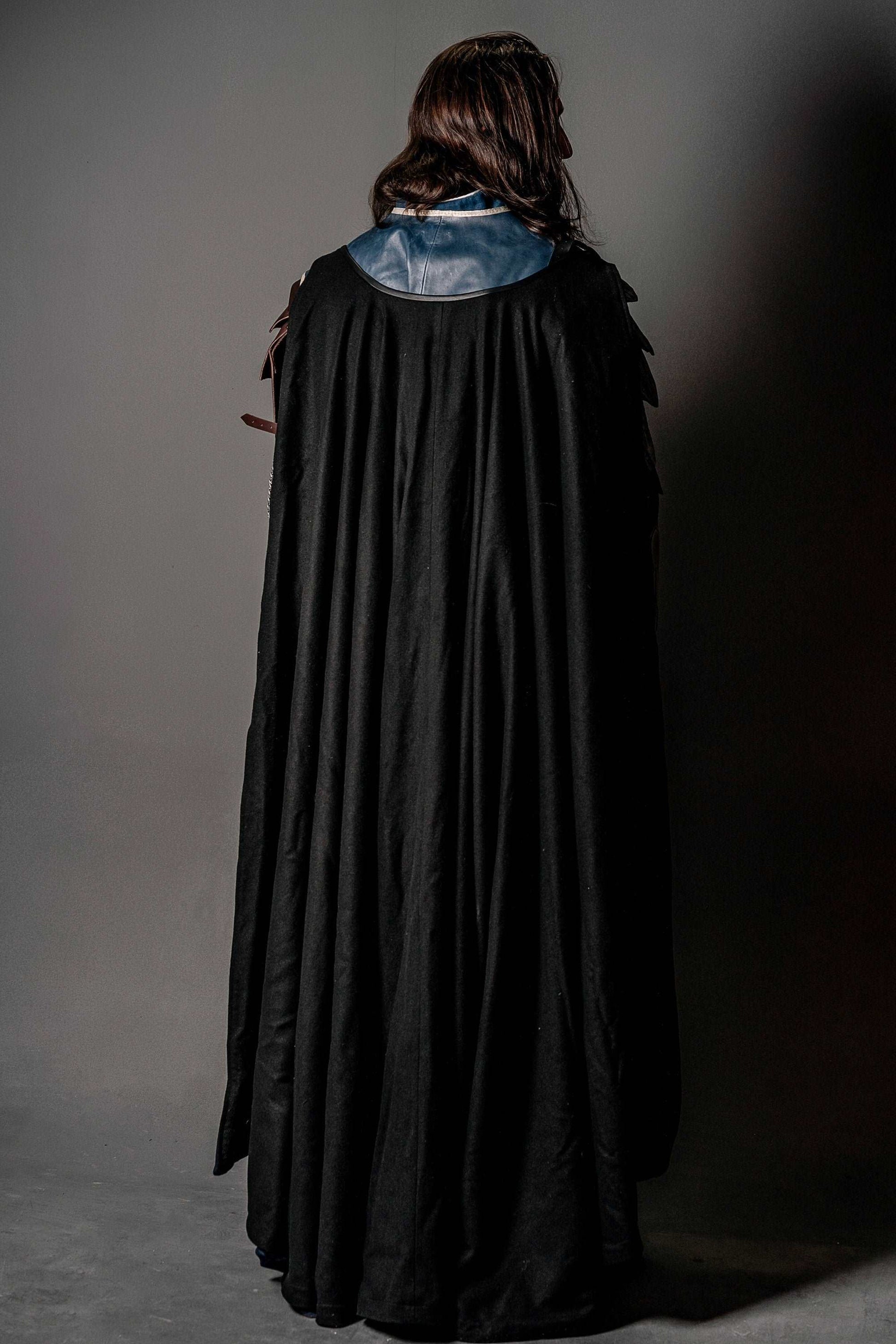 Lord of the Rings Aragorn Hooded Cape