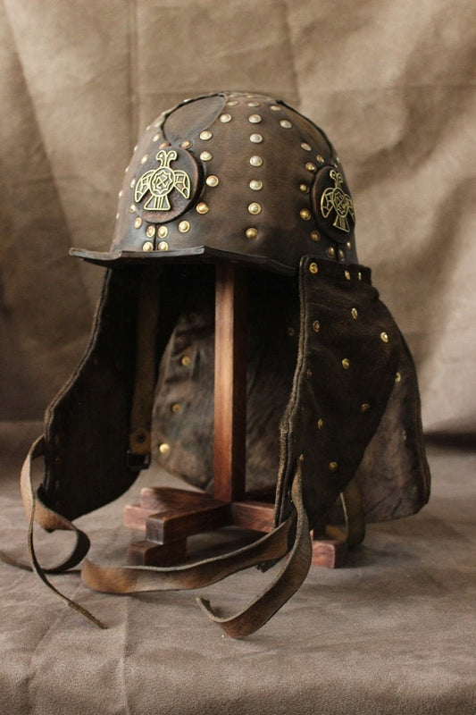 Wooden helmet stand (helmet holder)