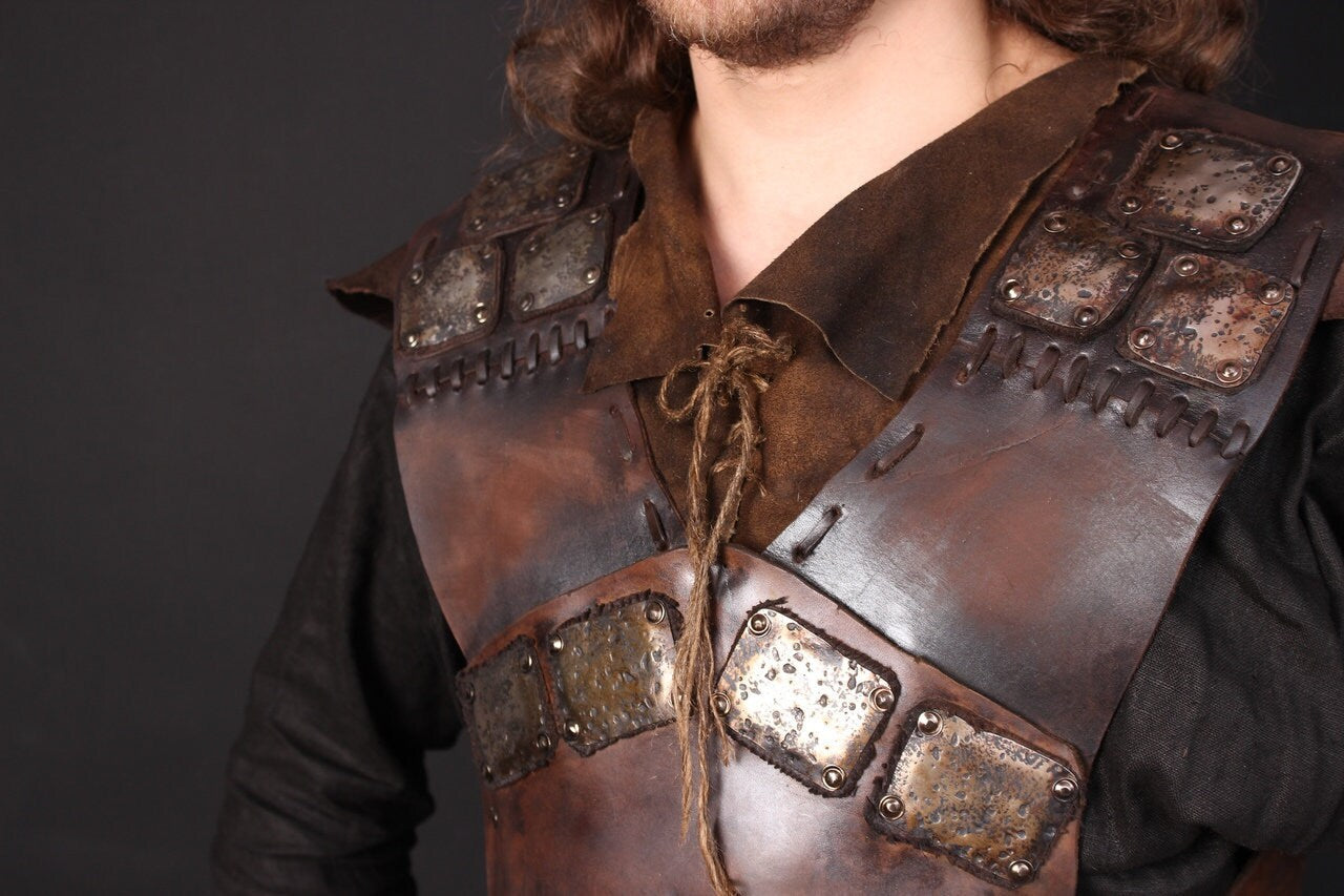Viking larp leather armor / leather armor with brass accents / medieva –  SokolArmory