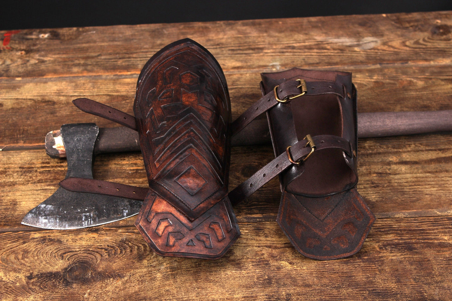 Thorin's leather bracers (Lord of the Rings)