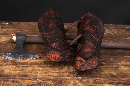 Thorin's leather bracers (Lord of the Rings)