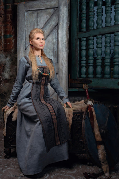 Viking dress with overdress