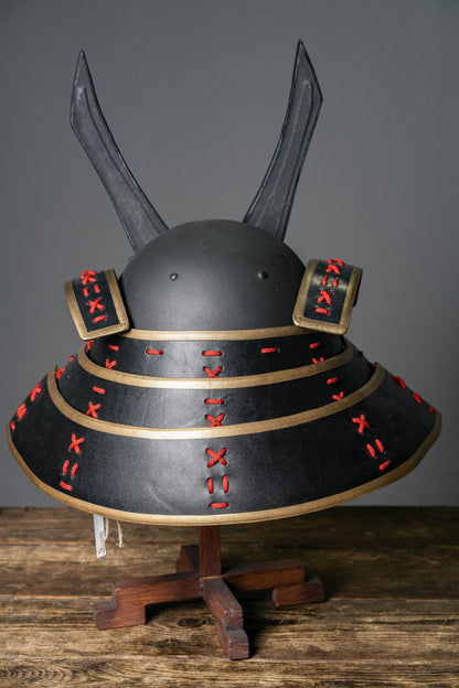 Samurai-Metallhelm