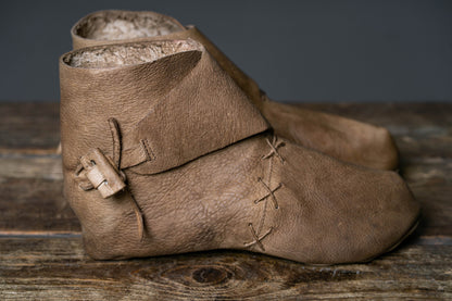 Wikingerschuhe (historische Kampfstiefel)