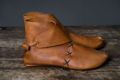 Viking shoes(historical combat boots)