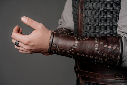 Uhtred leather bracers (Last Kingdom)